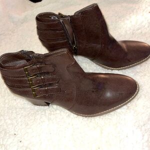 Canyon River Blues brown ankle books size 8M